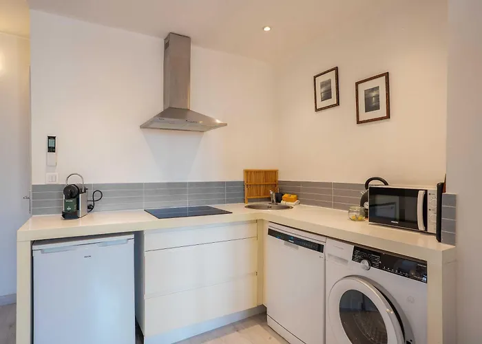 Superb Flat - Ac- 1br - 2p -